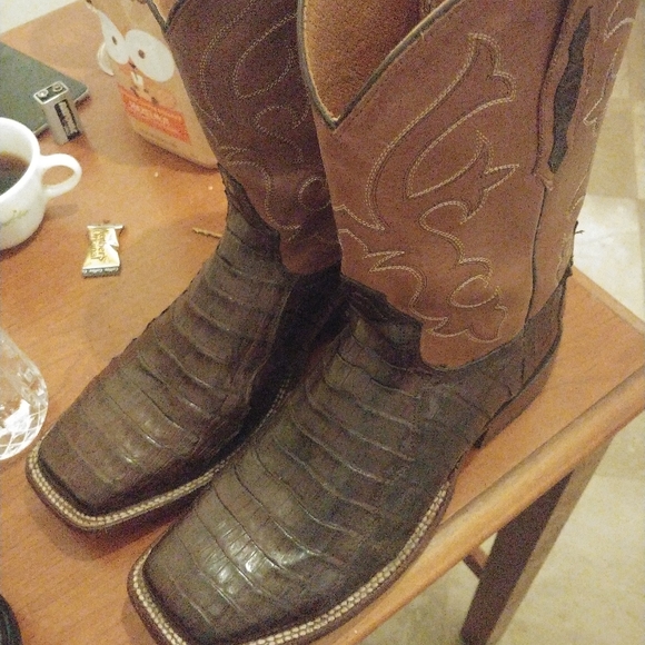 Tony Lama Alligator boots - Picture 4 of 6